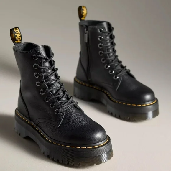 Dr. Martens Jadon Boots - Picture 1 of 4